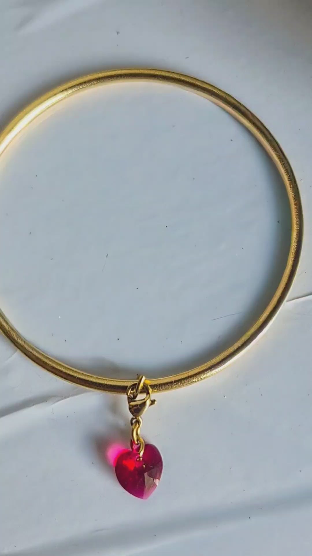 Jonc au coeur de swarovski