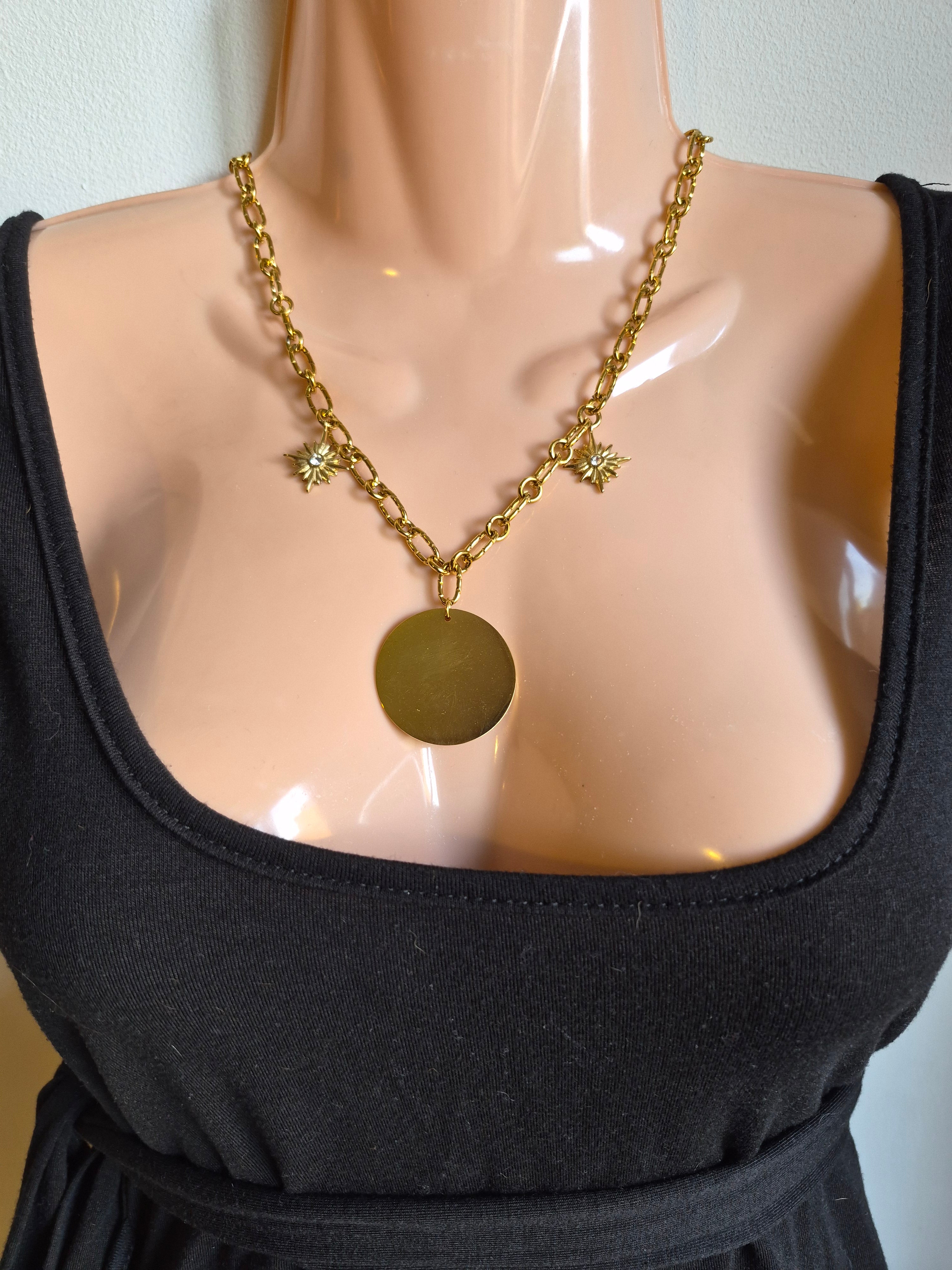 Collier astre d'or : élégance durable🫶