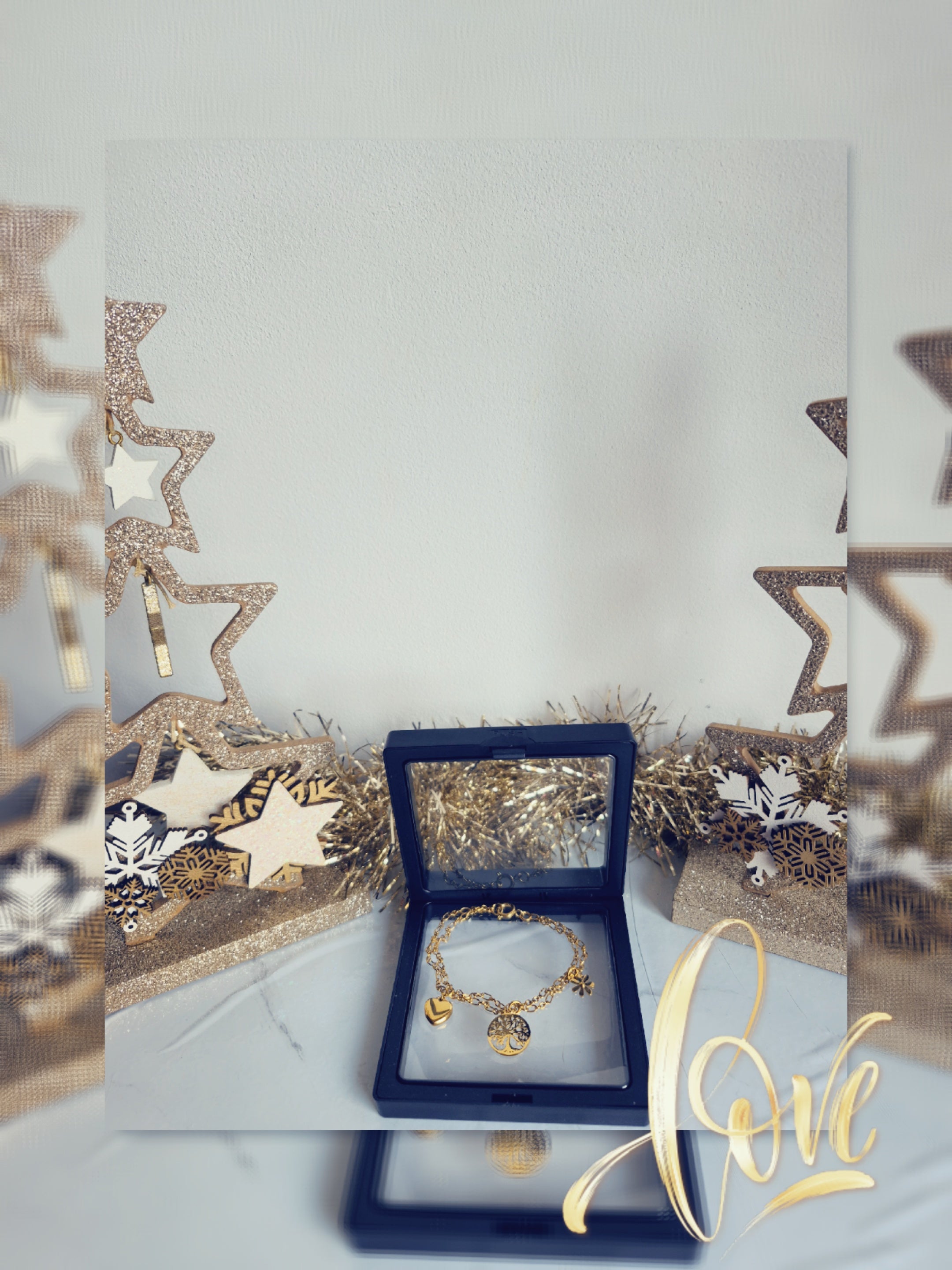 Bracelet Symbole d’Amour et de Vie Éternelle – Multi-Breloques et Chaîne Double