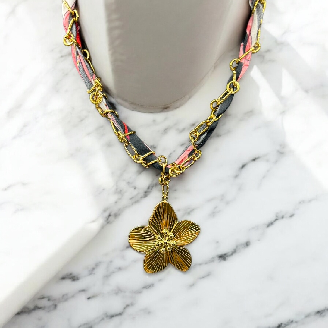Collier tissus Fleur Dorée